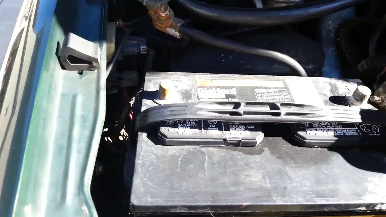 Battery Change Ford F 250 - YouTube