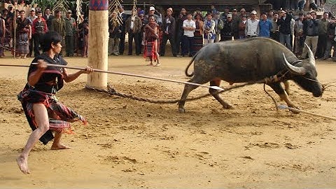 Một số Phong tục tín ngưỡng của người Hrê An Lão, Bình Định.