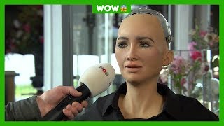 Slimme robot Sophia even in Nederland