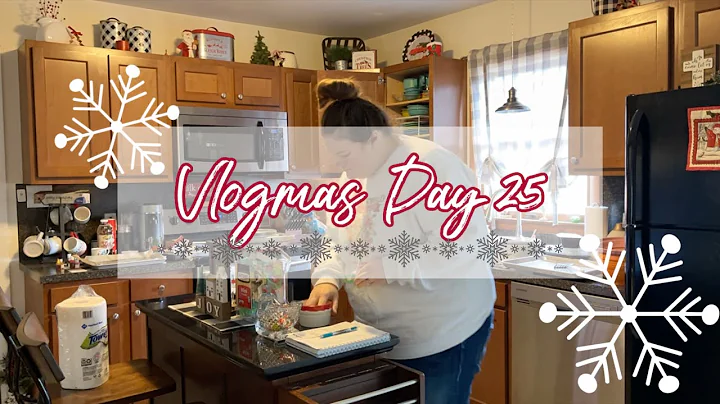 CLEAN WITH ME | VLOGMAS 2022 DAY 25