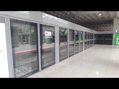 공항철도 서울역행 직통열차 인천공항1터미널역 발차