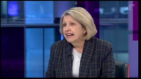 Anne Reid and Rhona Cameron pay tribute to Victori...
