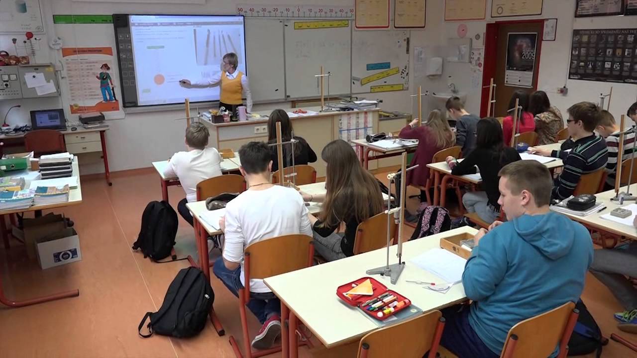 Promocijski video osnovne šole Belokranjskega odreda Semič 2015