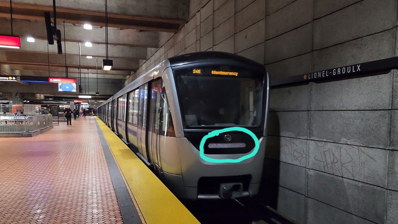 🚇 Bizarre Montréal Métro scenes during afternoon rush hour service slowdown - Wed., Nov. 22, 2023 🏮