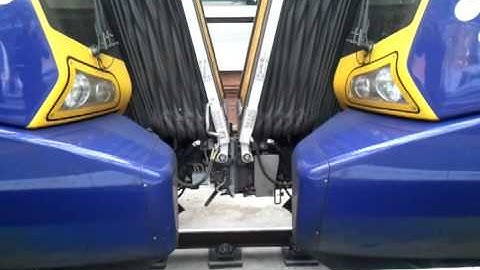 Siemens Class 380 train Uncoupling