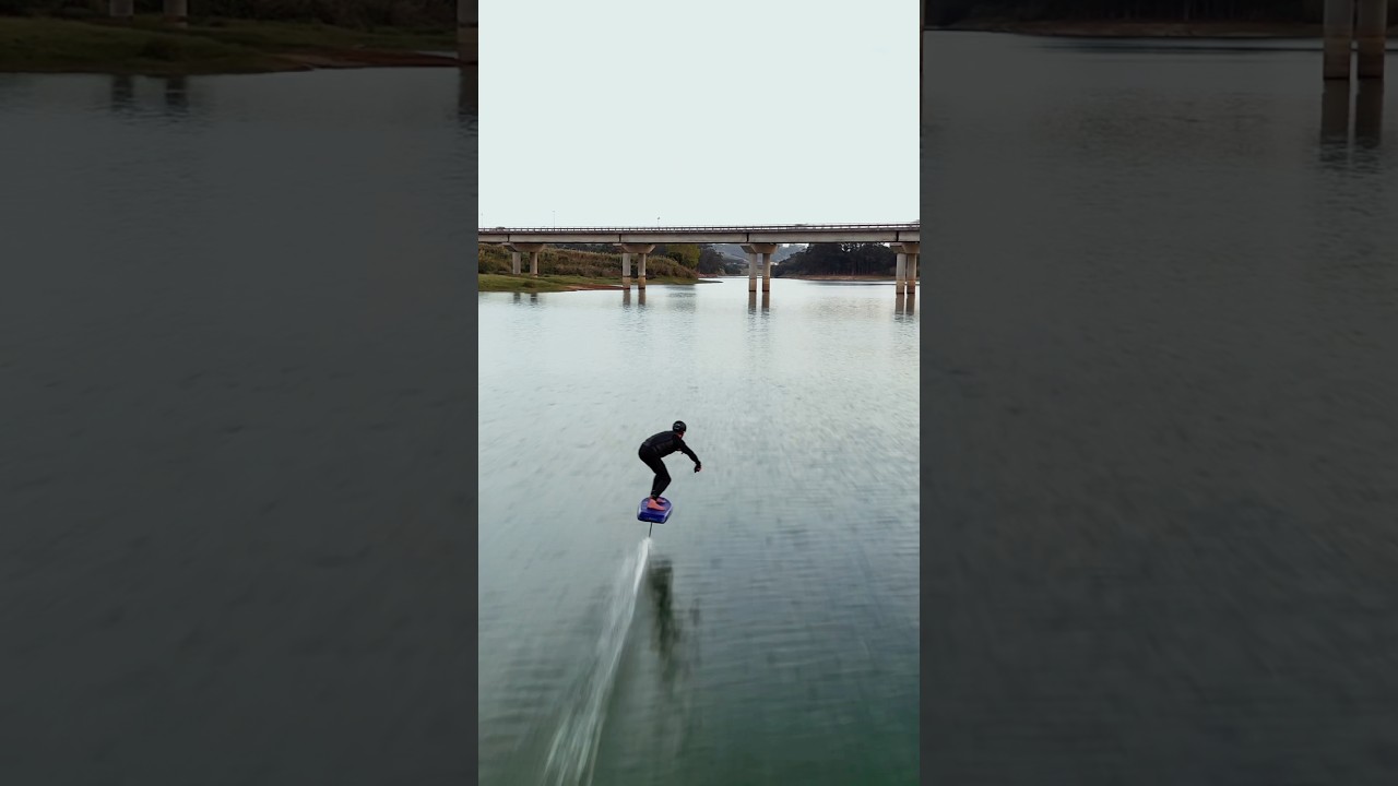 Fast as you can go! #courtintheact #efoil #gofast #speed #racing #efoilracingleague #crash