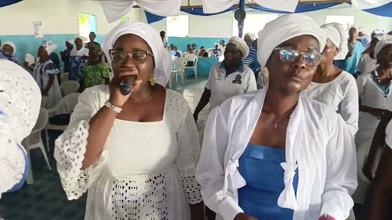 Le groupe guitare 🎸 de l'église centrale de Libreville