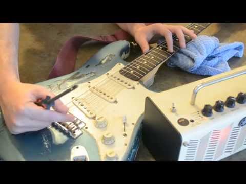 How to Adjust Intonation – Fender Strat