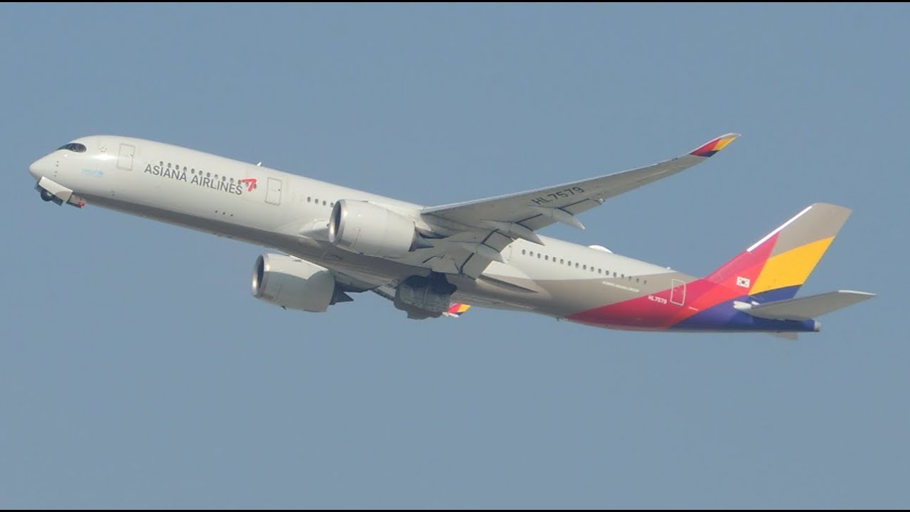 Asiana Airlines Airbus A350-900 [HL7579] takeoff from LAX - YouTube