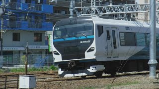 横須賀線普通逗子行きE217系1287SY-36と京浜東北線快速大宮行きE233系1218B115、特急踊り子15号伊豆急下田行きE257系3035MNA-08が走行！【花月園前踏切No.19】