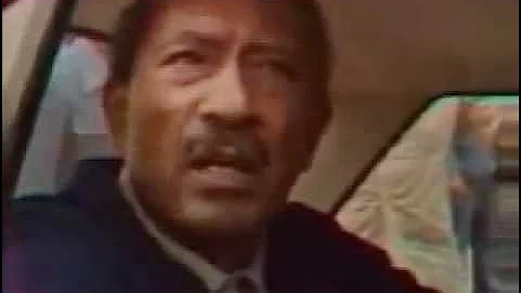 Rare Footage of President Anwar Sadat demanding the release of the Shah
