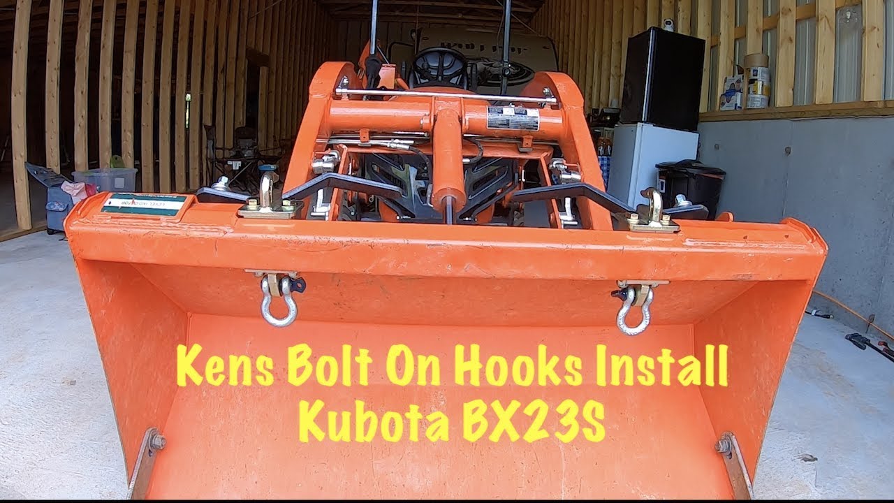 Установка Kens Bolt On Hooks на тракторный ковшовый погрузчик Kubota BX23S BX