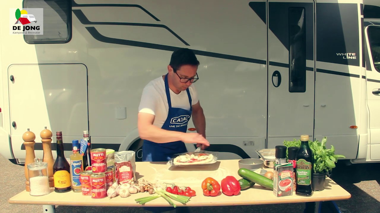 Verse Pizza's maken op de Pizzasteen van Cadac | Outdoor Cooking #3 | DE JONG Kampeer & Recreatie