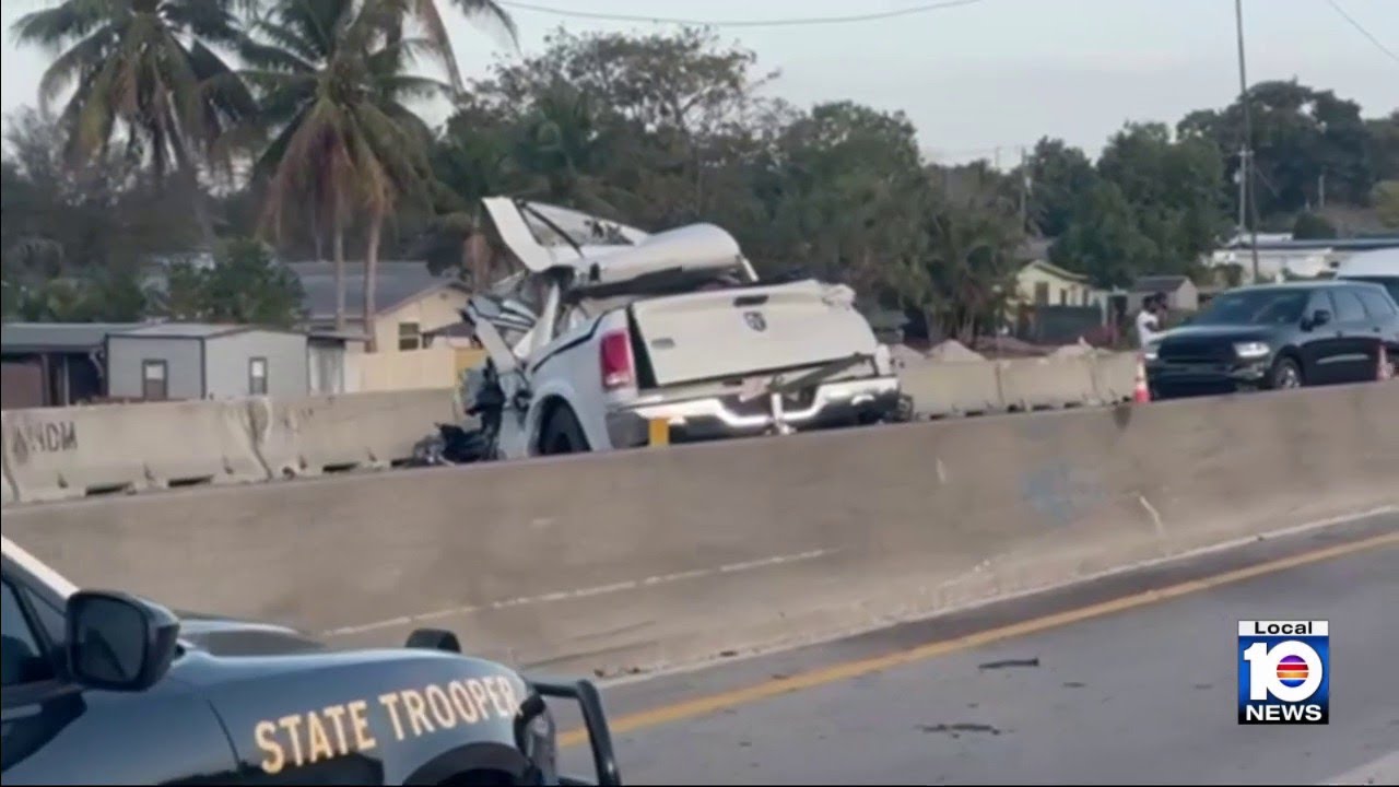 Troopers investigate Turnpike crash in Hollywood that left 1 dead