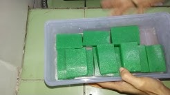 Belajar Membuat Es Gabus Pandan - Durasi: 2.58. 