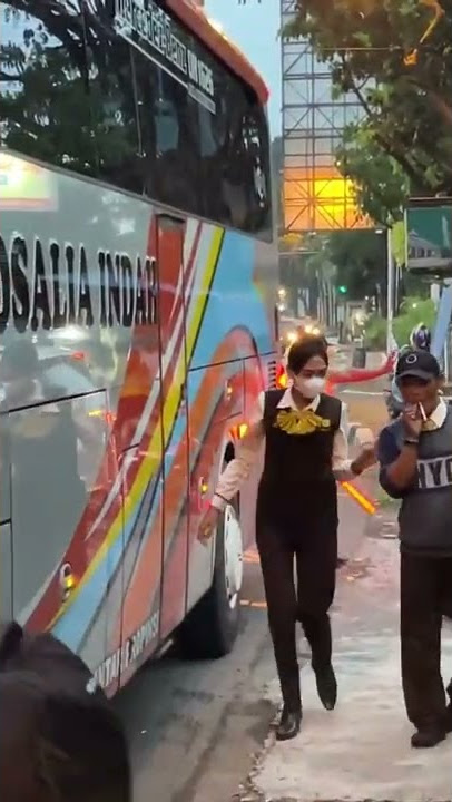 STORY WA PRAMUGARI ROSALIA INDAH