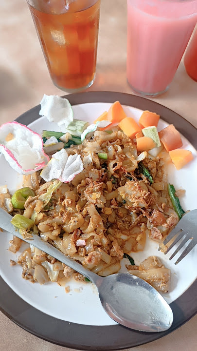 Rekomendasi rumah makan jawa di Padang #shorts #reviewmakanan #kulinerpadang #makanan #travelling