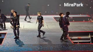 Treasure 직진 (JIKJIN) fancam Mcountdown Paris 15102023