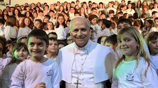 Pope Leo Makes Surprise Visit To Children's Christmas Concert St Castle Gandolfo School