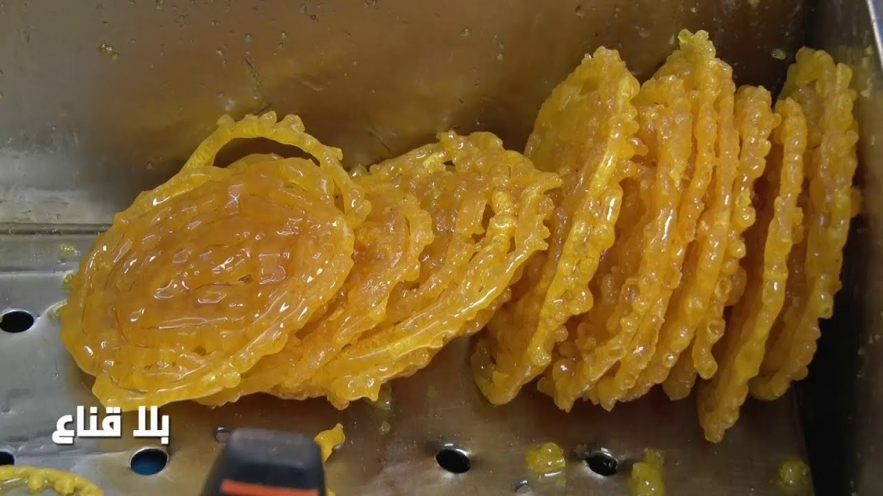 bila kinaa | أحلى زلابية  ومخارق باجية عند الجالية العربية في باريس و باقى العواصم الأوروبية