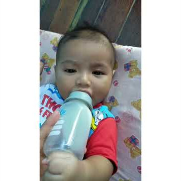 AlFateh Nazril layan susu d belakang abg dah potong rambut