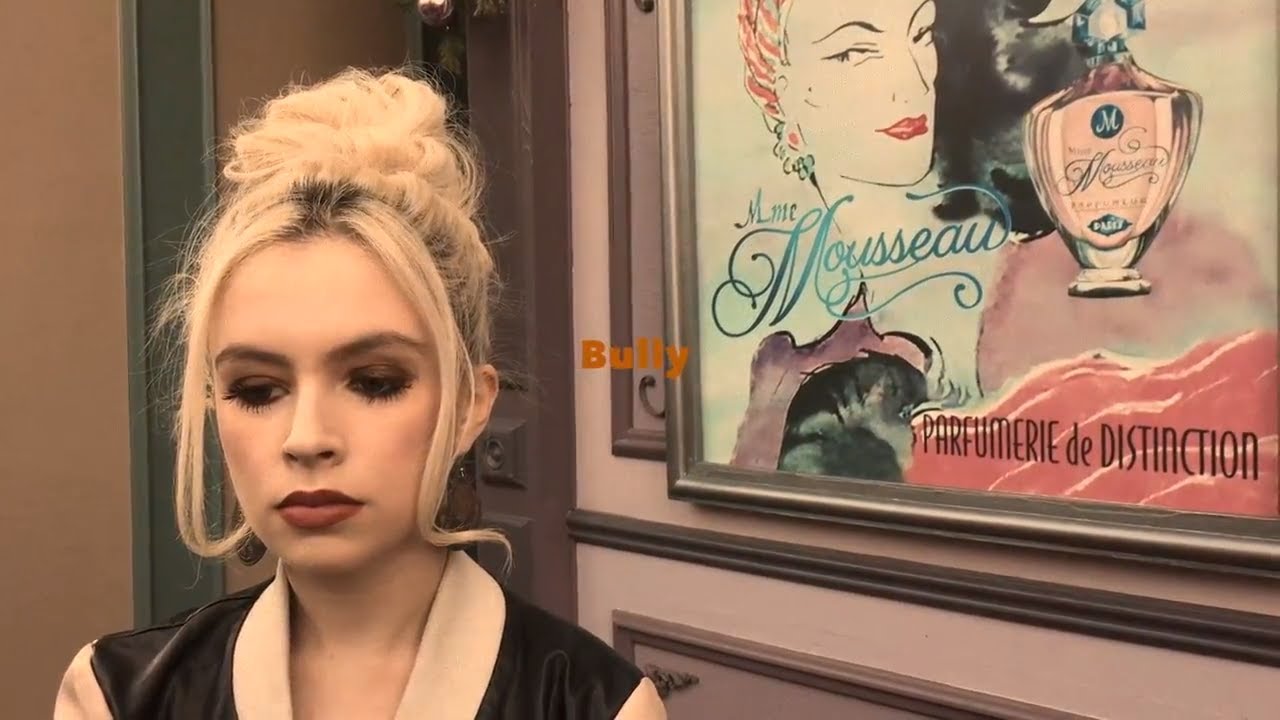 The Fontaines - Bully adlı videoyu YouTube'da izle The Fontaines - Bully adlı videoyu YouTube'da izle