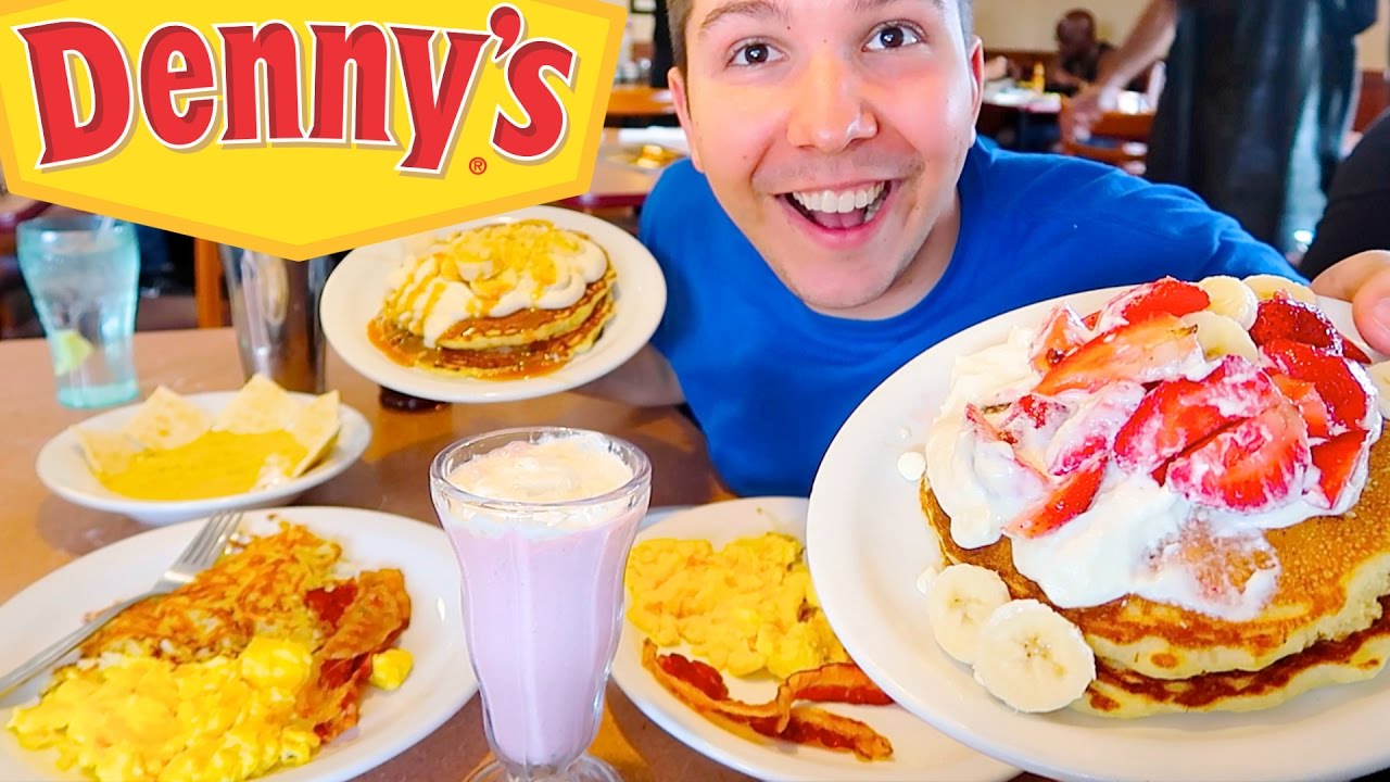 Eggs, Bacon, Hash Browns, & Pancakes • Denny's • MUKBANG - YouTube