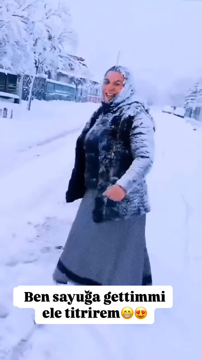 Soyukta ele titirirem...! #erzurum #halay #ömerhançeri #shorts #keşfetteyiz #bar #kış #kar