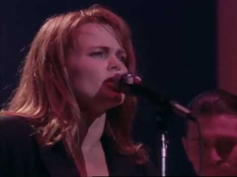 Belinda Carlisle - Head Over Heels (Good Heavens! Tour '88)