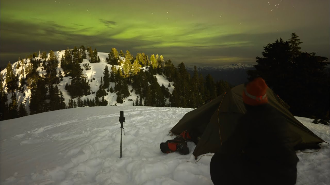 Spent night on Cypress Mts with Northern lights!!! Skiing for free Canada Bc 2026