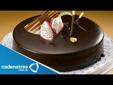 Video: Cómo Hacer Una Tarta De Queso Con Chocolate Y Fresa
