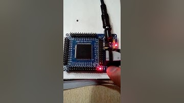 FPGA Cyclone II pushled + blinking