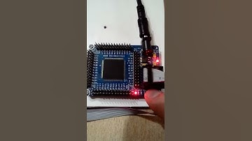 FPGA Cyclone II pushled + blinking
