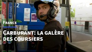 Pénurie de carburant: à Paris, la détresse des coursiers | AFP