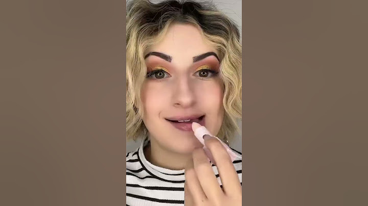 PROVO IL ROSSETTO GLITTERATO DI ESSENCE 😱
