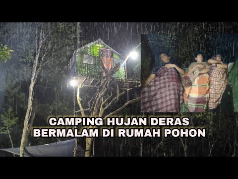 being hit by heavy rain many times day and night made Tree Cabin sleep soundly until morning