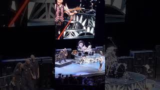 #davidleeroth   in Niagara Falls at the OLG stage