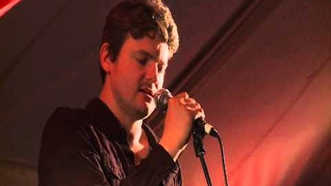 Dominic Mac Giolla Bhríde san Puball Gaeilge @ Electric Picnic 2011