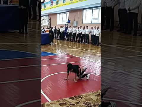 break dance battle