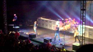 Simple Plan - Astronaut - live in Prague - 2.9.2011