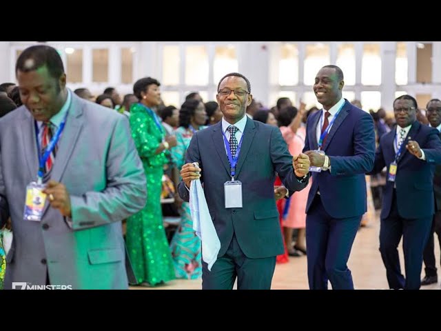 HOT PENTECOSTAL PRAISE @ MWC'20 || VOICE OF PENTECOST LED BY OSOFO KYEI BOATE class=