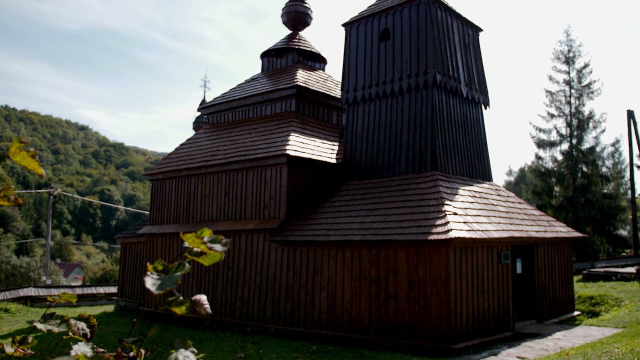 Unikátne drevené chrámy - Hervartov, Ladomírová, Bodružal