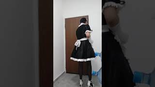 SISSY MAID ANSWERS DOOR