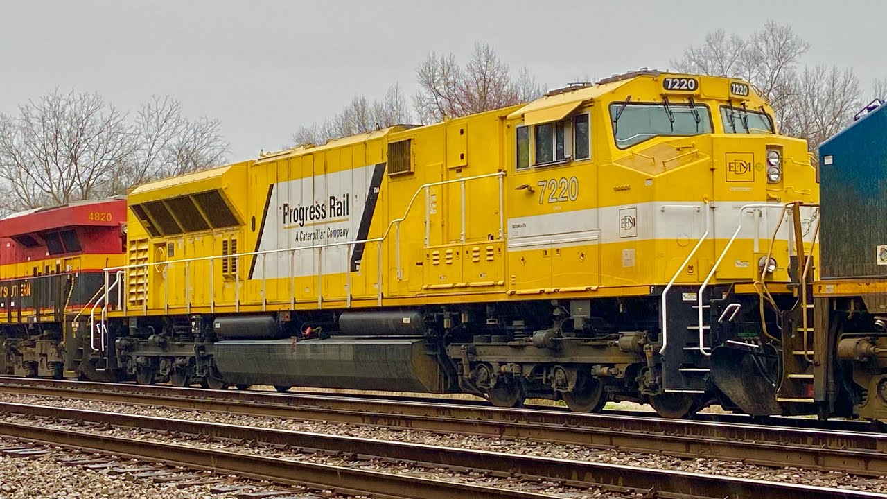 EMDX-Progress Rail SD70ACe-Tier 4/KCS power/Mid DPUs/ plus more!!!!