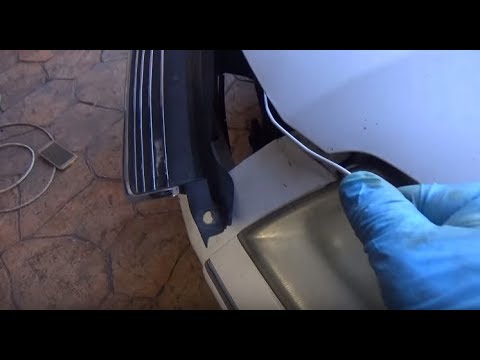 Video: Cómo Abrir El Capó De Un Audi