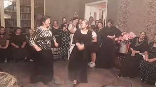 Цыганки танцуют дома ⚜️⚜️⚜️