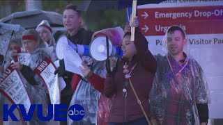 Ascension Seton nurses picket in Austin amid contract negotiations | KVUE