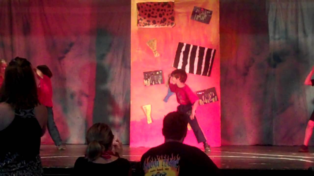 Maternelle Spring Concert Hip Hop Performance Concert Hip Hop Performance