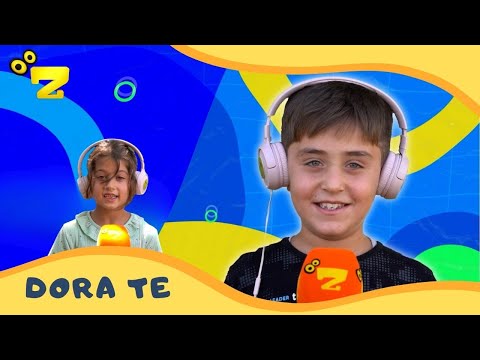 Qiz yechindi va videoda barcha jozibalarini korsatdi Internetdagi porno videoga shisha tiqildi