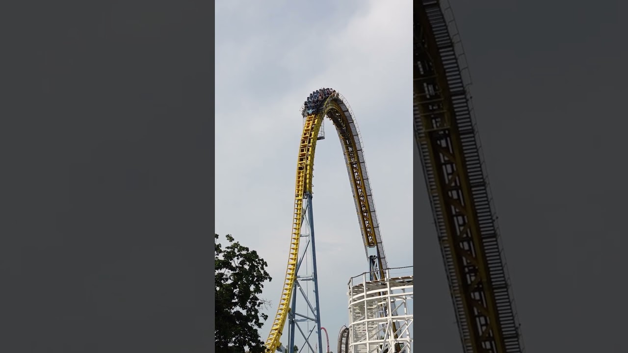 Dwarfing the Classic | Skyrush at Hersheypark